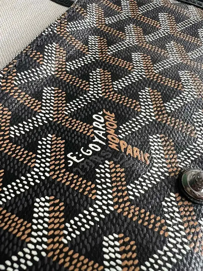 Goyard Envelope Bag Premium Italian Calfskin, Adjustable Strap, Daily Use