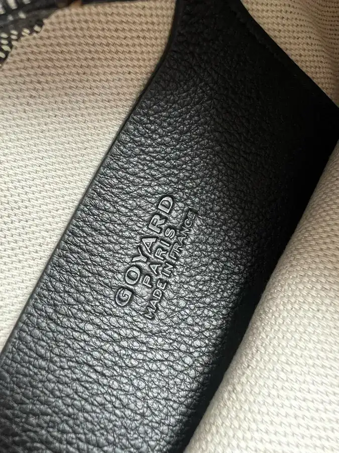 Goyard Envelope Bag Premium Italian Calfskin, Adjustable Strap, Daily Use