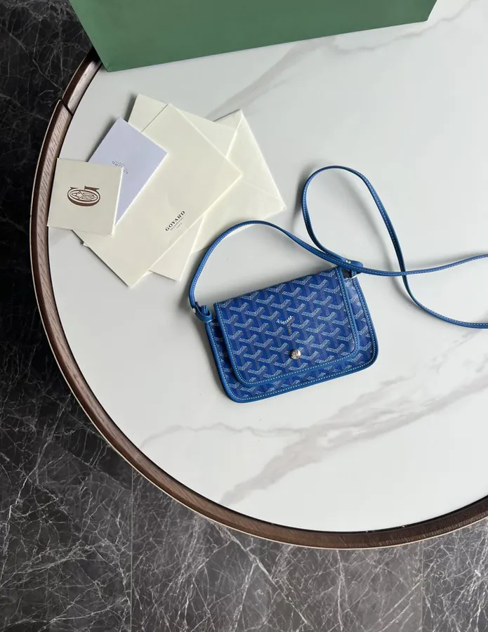Goyard Envelope Bag Premium Italian Calfskin, Adjustable Strap, Versatile Carry