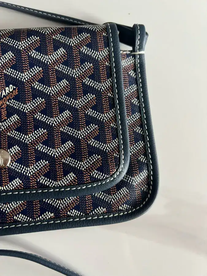 Goyard Envelope Bag Premium Italian Calfskin, Adjustable Strap, Daily Commute