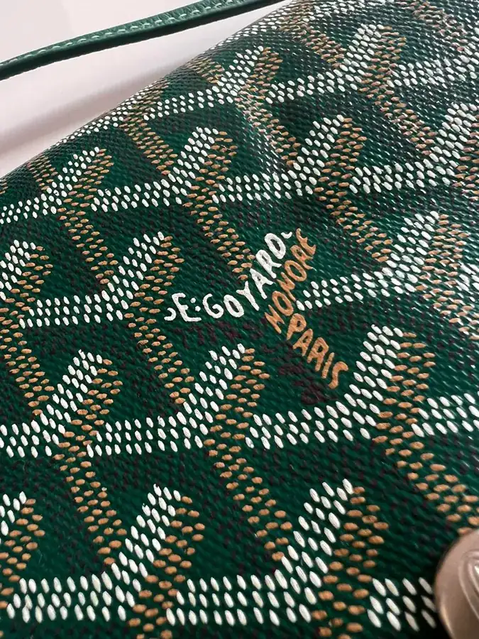Goyard Envelope Bag Premium Italian Calfskin, Adjustable Strap, Versatile Carry