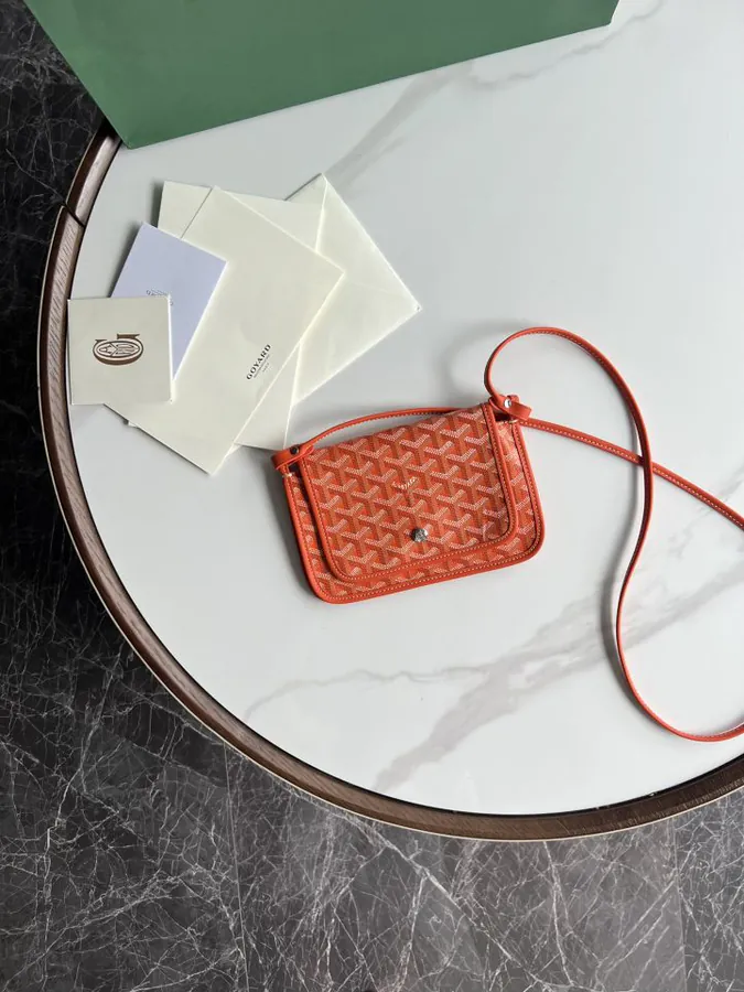 Goyard Envelope Bag Premium Italian Calfskin, Adjustable Strap, Versatile Carry
