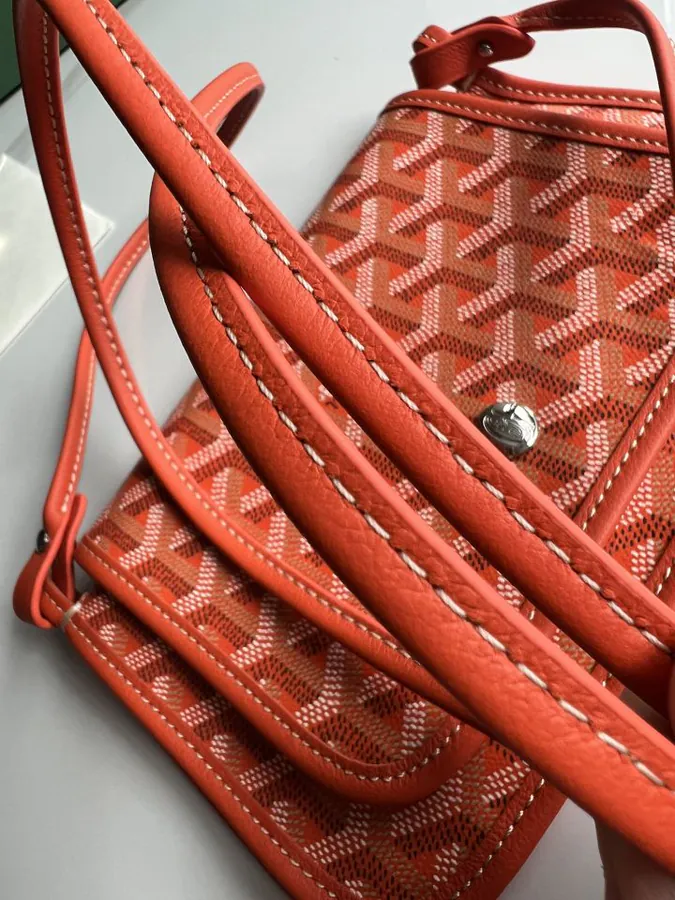 Goyard Envelope Bag Premium Italian Calfskin, Lightweight & Versatile