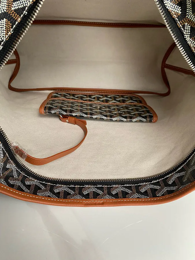 Goyard Hobo Shopping Bag
