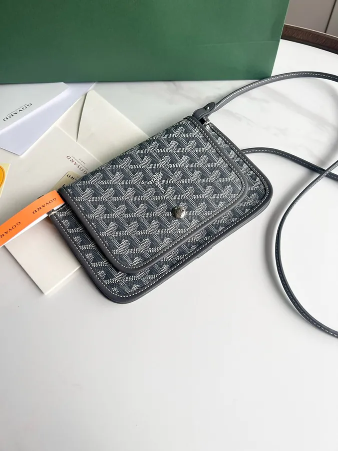 Goyard Envelope Bag Premium Italian Calfskin, Adjustable Strap, Lightweight Design