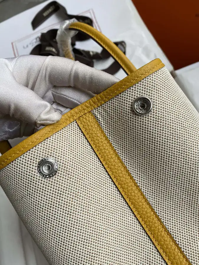 P950 Garden Party Garden Bag Semi Handmade, Amber Yellow