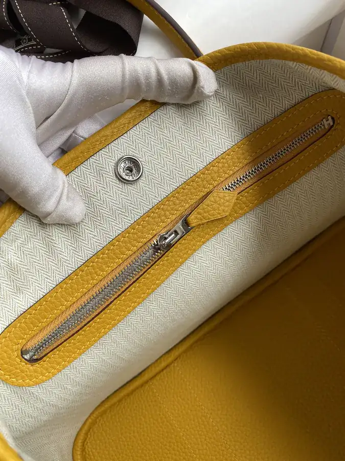 P950 Garden Party Garden Bag Semi Handmade, Amber Yellow
