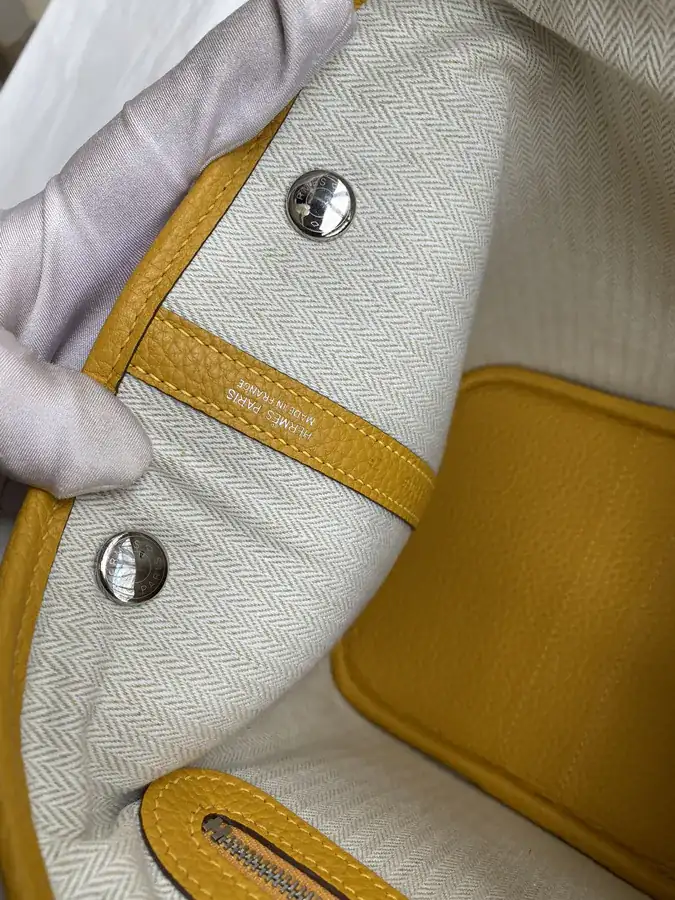 P950 Garden Party Garden Bag Semi Handmade, Amber Yellow