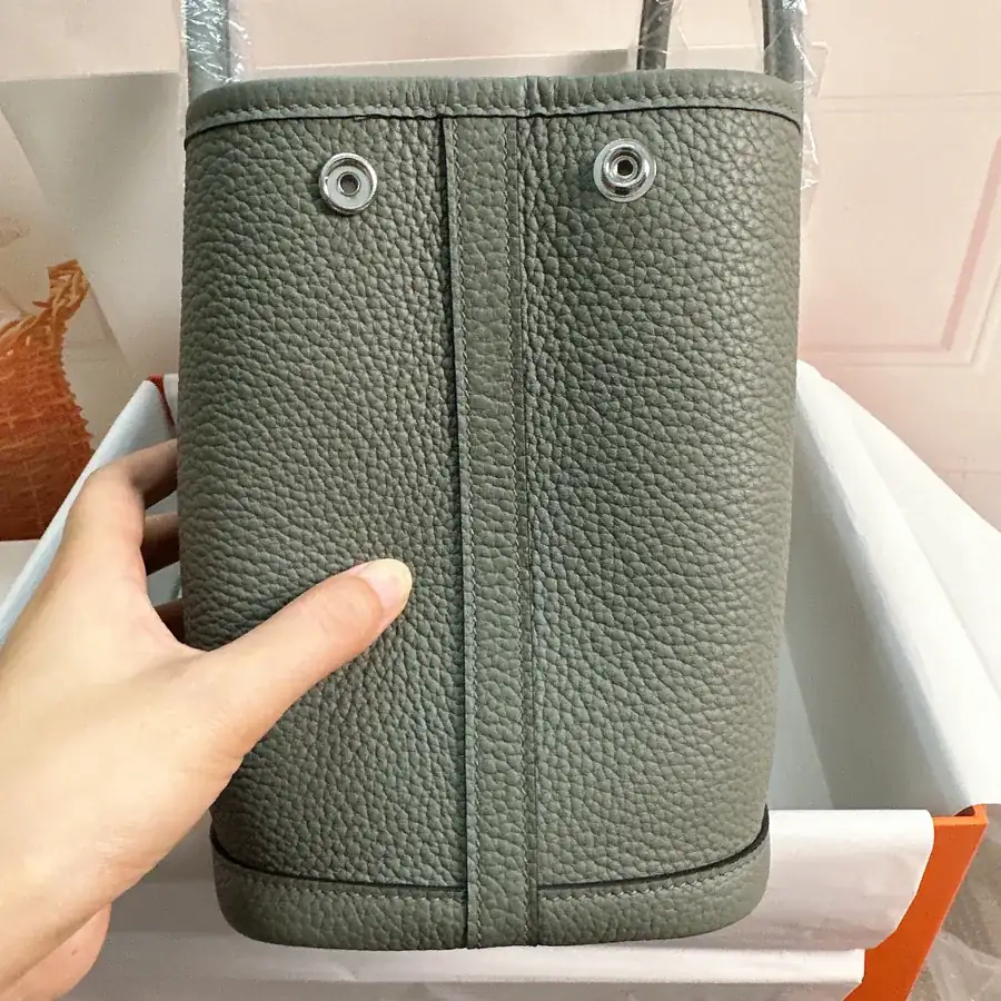 P950 Garden Party Bucket Bag with Semi Handmade Craftsmanship