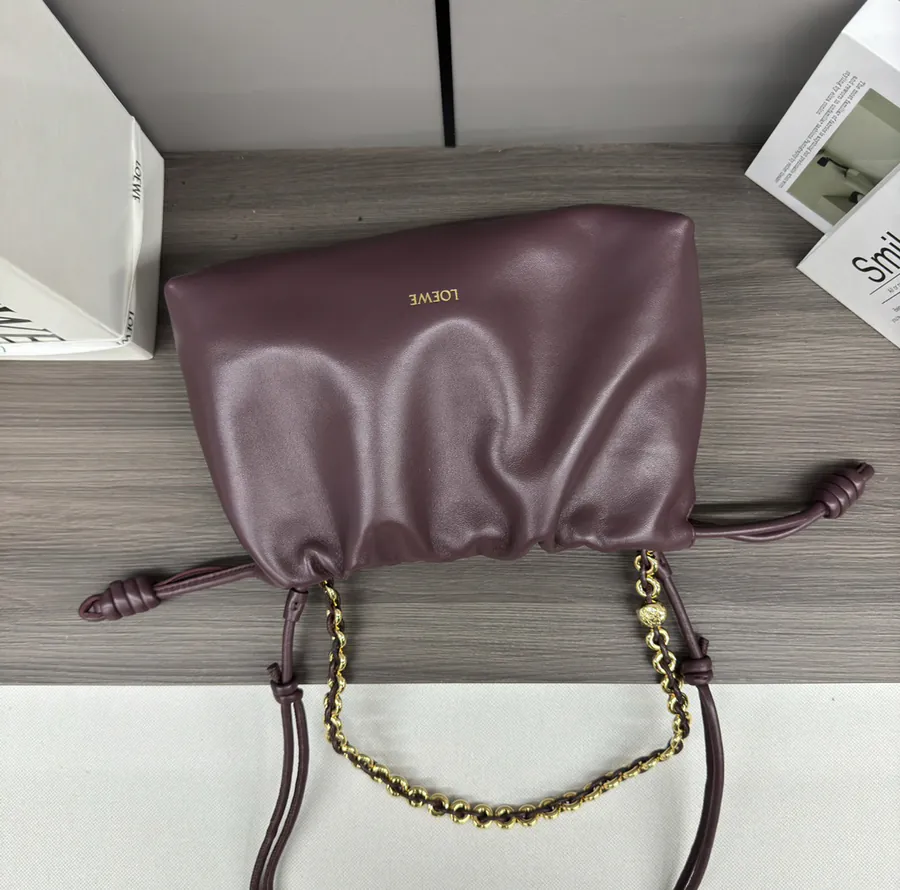 Premium Quality Original Leather P930 Lowe Flamenco Purse
