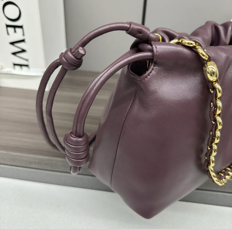 Premium Quality Original Leather P930 Lowe Flamenco Purse