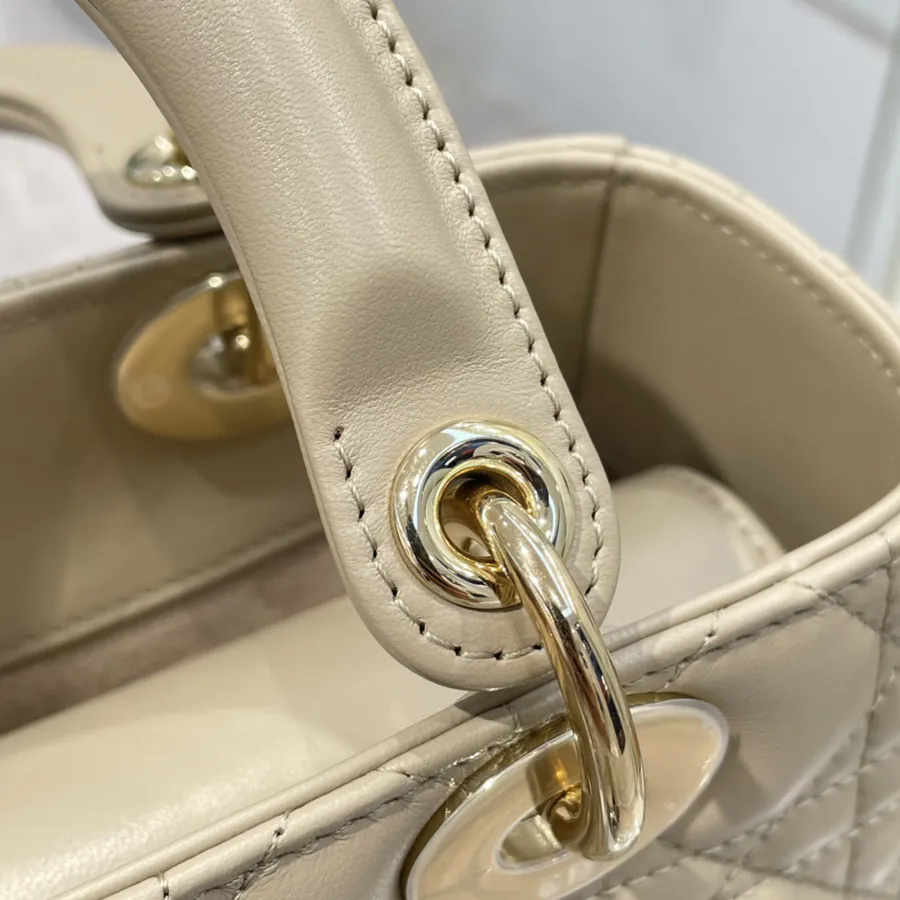 P750 Premium Quality Bucket Bag with Five Panel Leather and Gold Hardware
