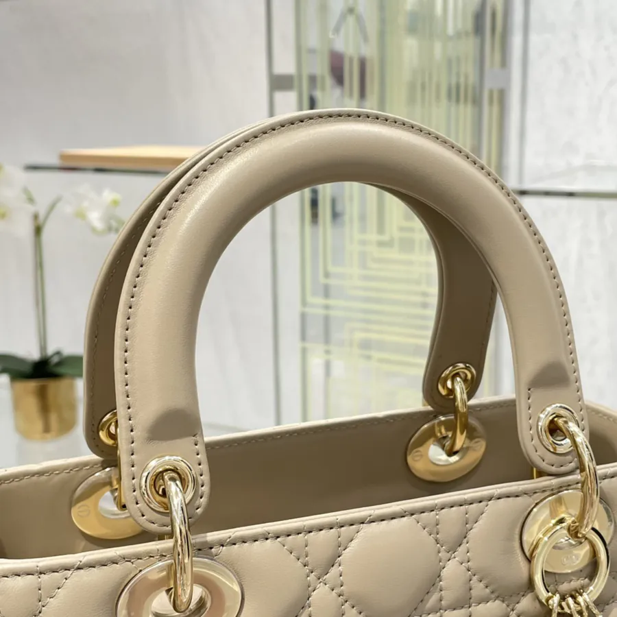 P750 Premium Quality Bucket Bag with Five Panel Leather and Gold Hardware