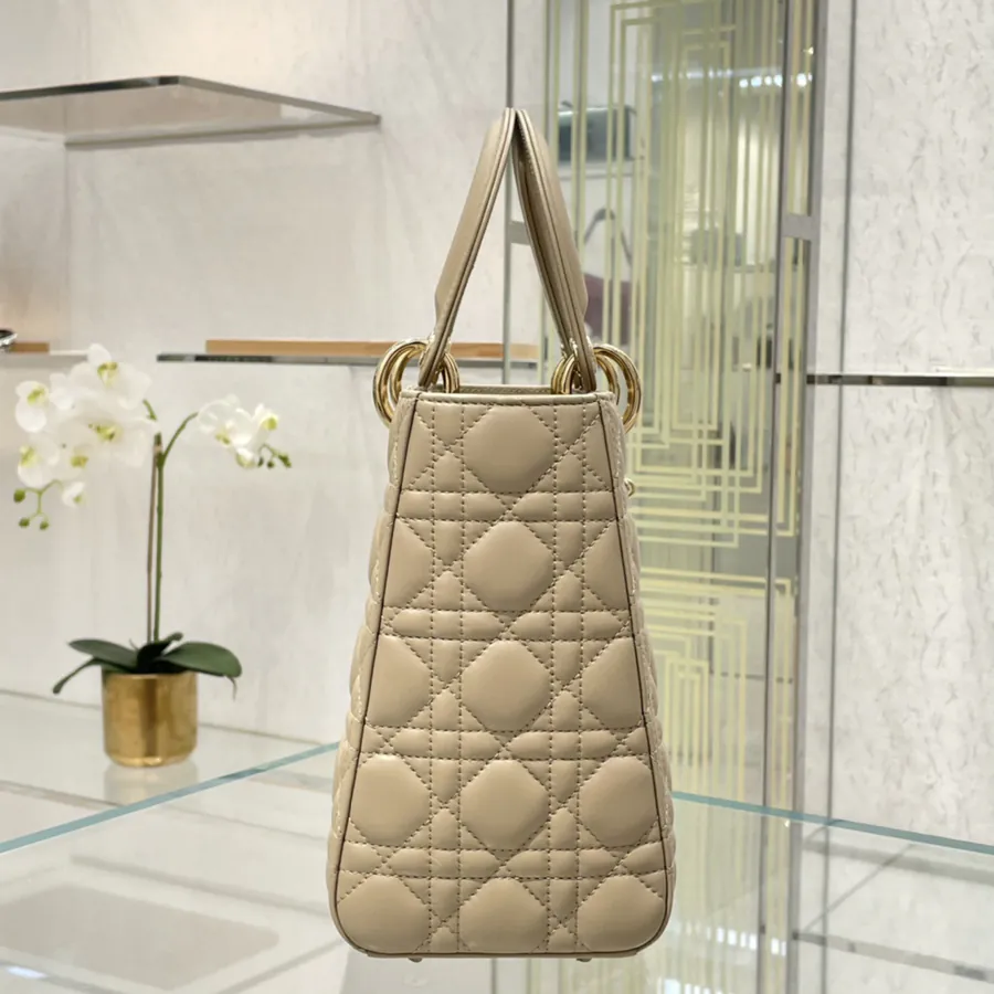 P750 Premium Quality Bucket Bag with Five Panel Leather and Gold Hardware