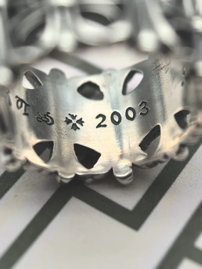 Kroen Cross Tomb Ring