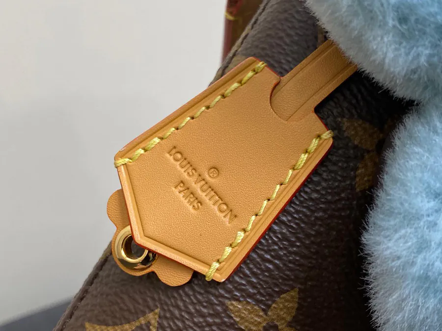 VIVIENNE Monogram Phone Case Blue (Sunflower) Snow Show Series