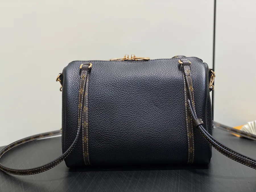 Speedy Bandoulière 25 Monogram Leather Crossbody Bag