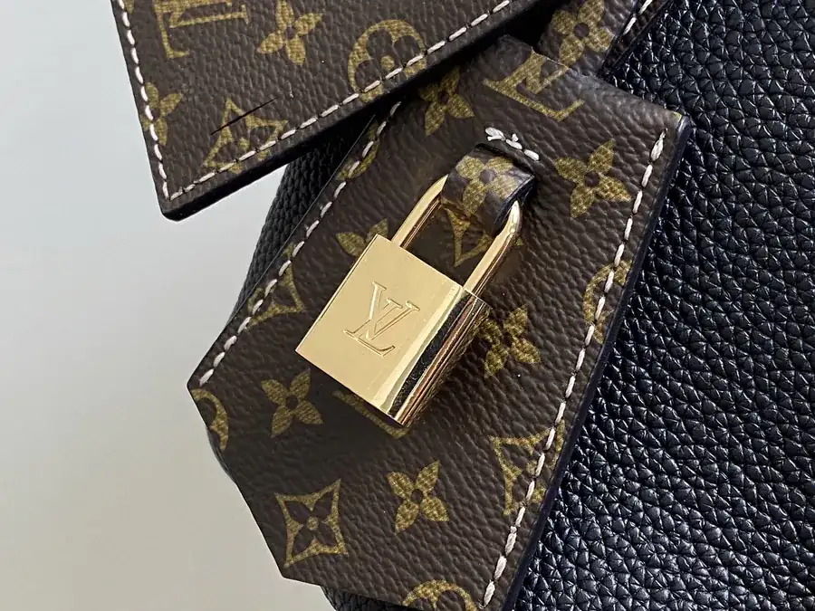 Speedy Bandoulière 25 Monogram Leather Crossbody Bag