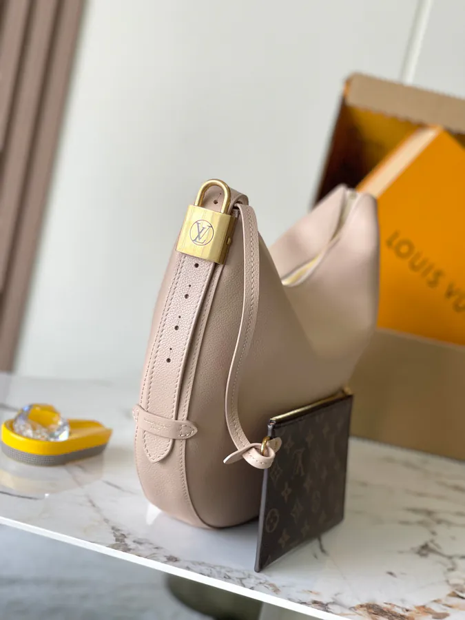 Low Key Cookie Medium Handbag