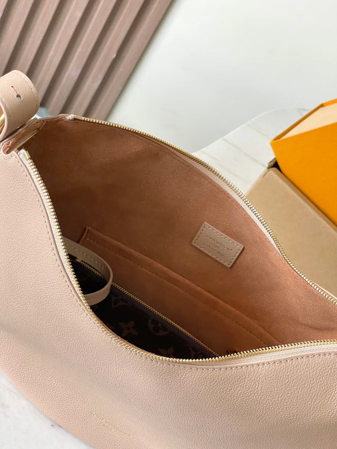 Low Key Cookie Medium Handbag