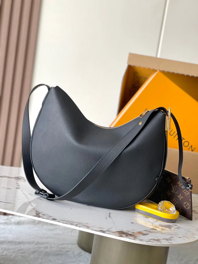 Low Key Cookie Medium Handbag