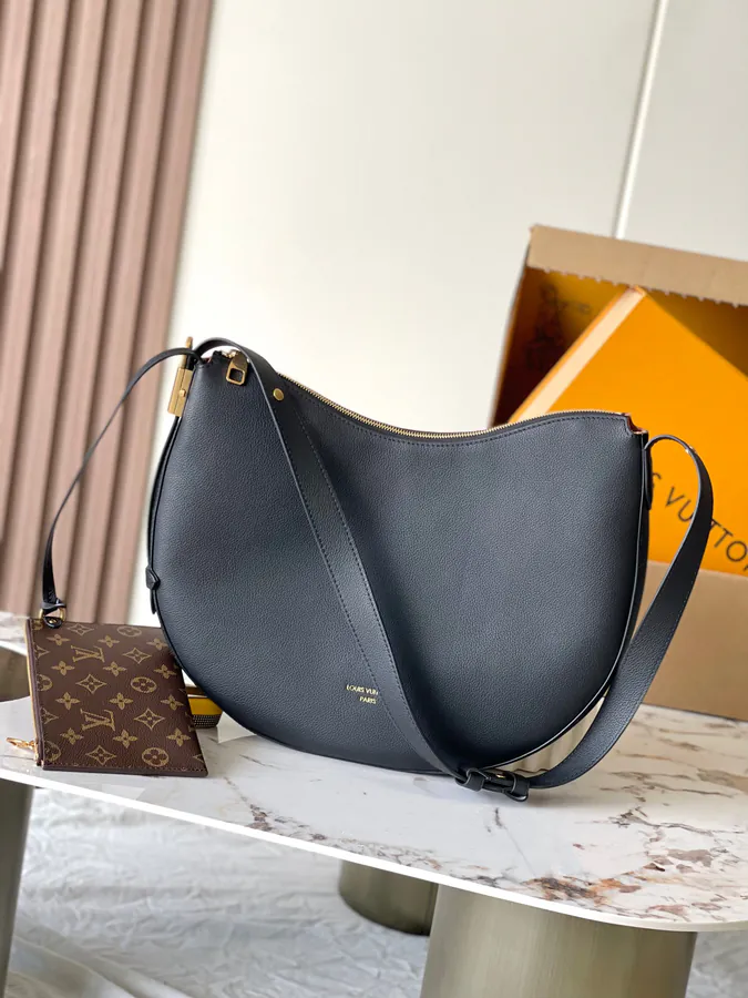Low Key Cookie Medium Handbag