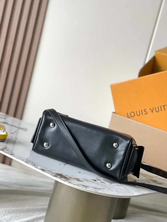 Speedy Cargo Handbag in Black