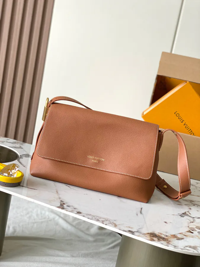Low Key Messenger Bag in Grained Calfskin