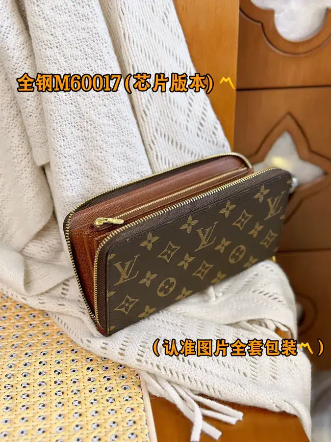 ZIPPY Zip Wallet, Monogram Canvas with Grained Calfskin Lining