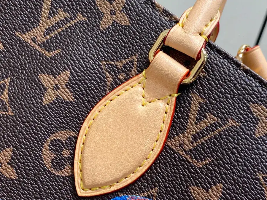 Mon Monogram Jm Series OnTheGo Small Bag