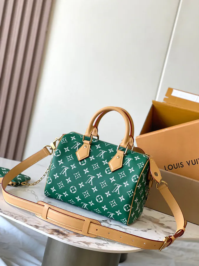 Pharrell Williams Bucket Bag From Paris to Virginia 2024 Autumn Collection