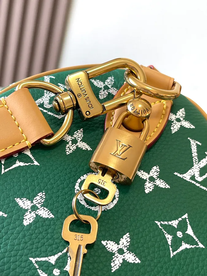 Pharrell Williams Bucket Bag From Paris to Virginia 2024 Autumn Collection