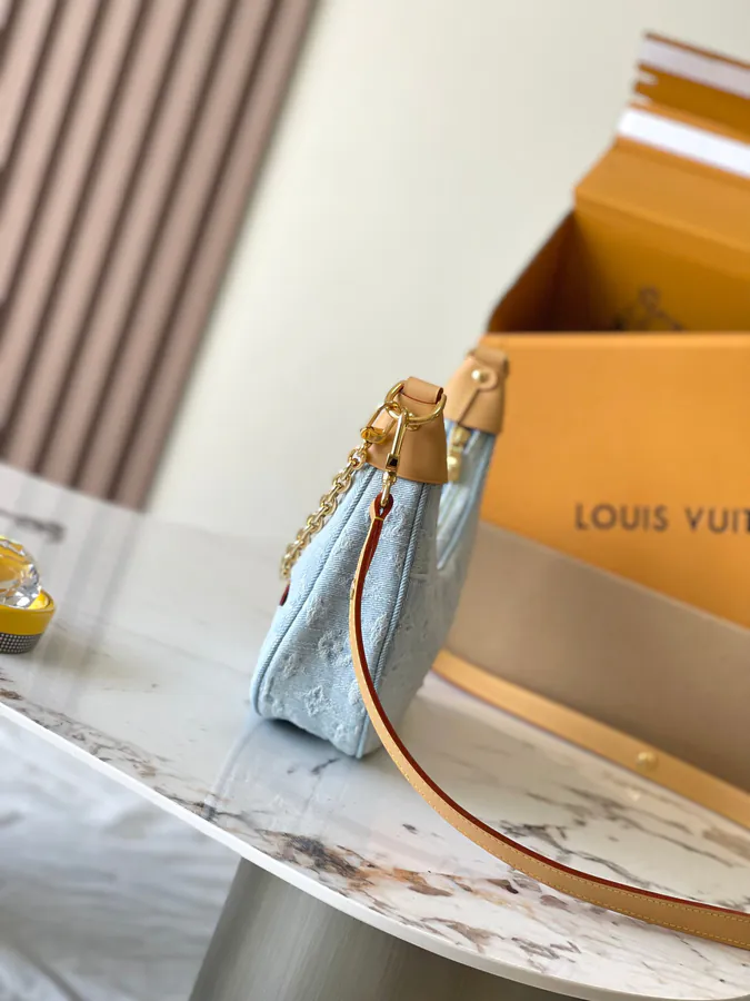 LOOP Handbag M24846 Blue Chip