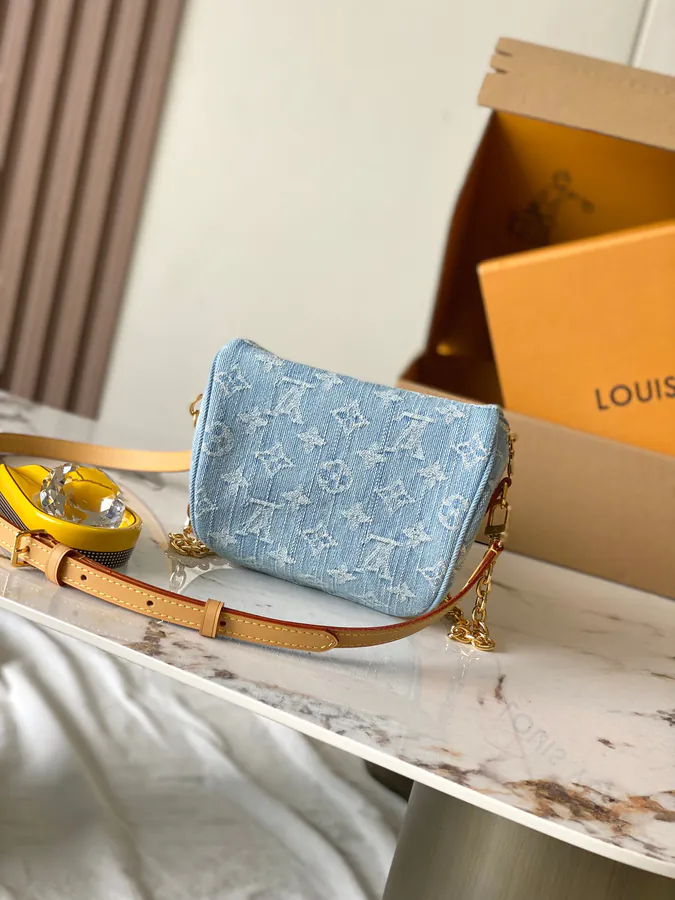 Mini Bumbag in Premium MB Leather