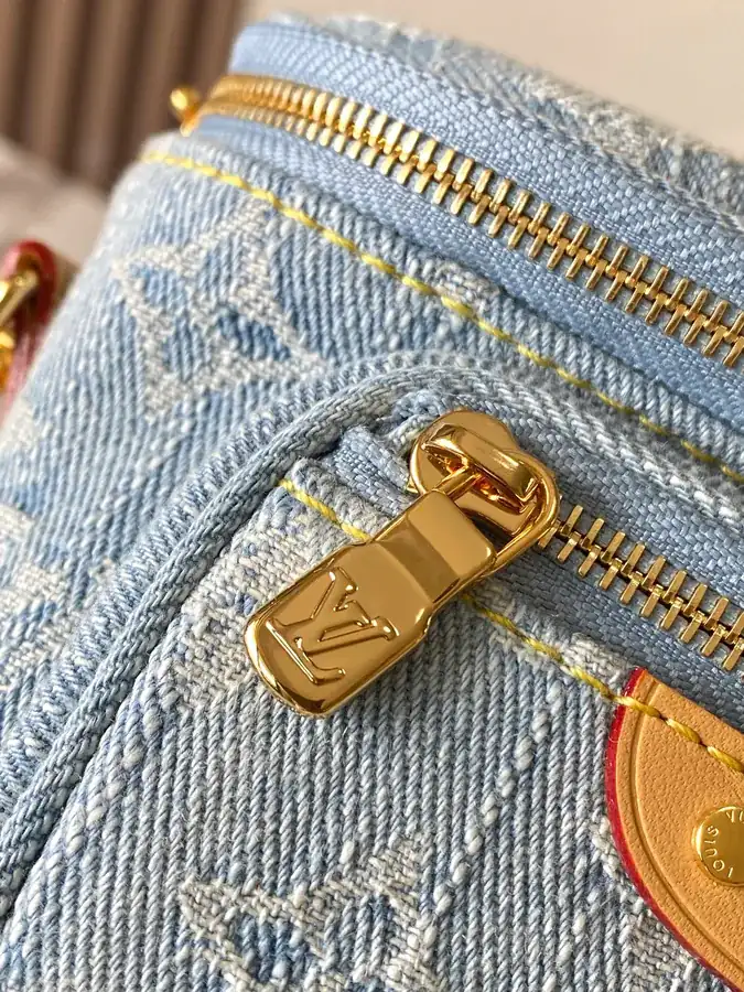 Mini Bumbag in Premium MB Leather