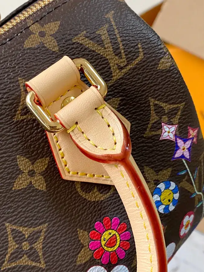 Pochette Accessoires Handbag with MB163c01 Chip