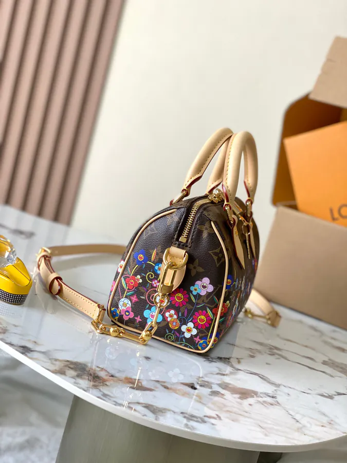 Pochette Accessoires Handbag with MB163c01 Chip