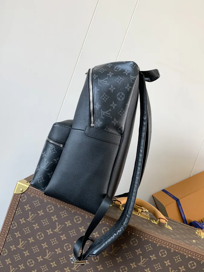 DISCOVERY Small Backpack with Monogram Canvas and Taïga Leather