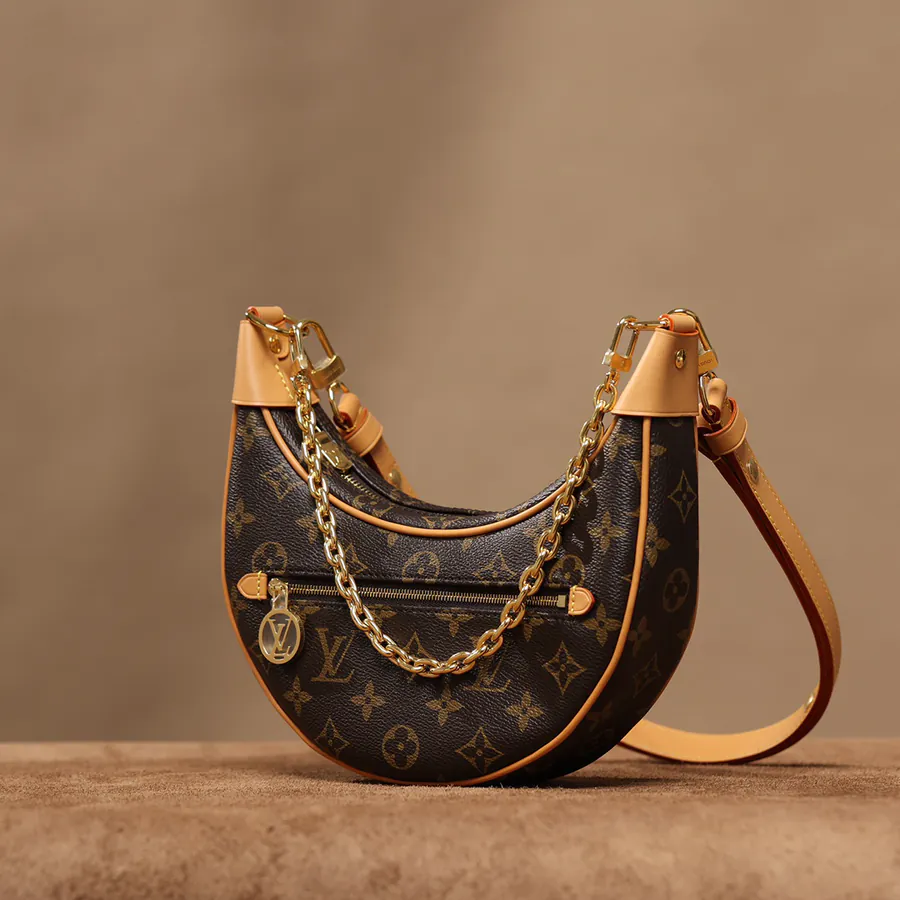 LOOP Handbag by Nicolas Ghesquière