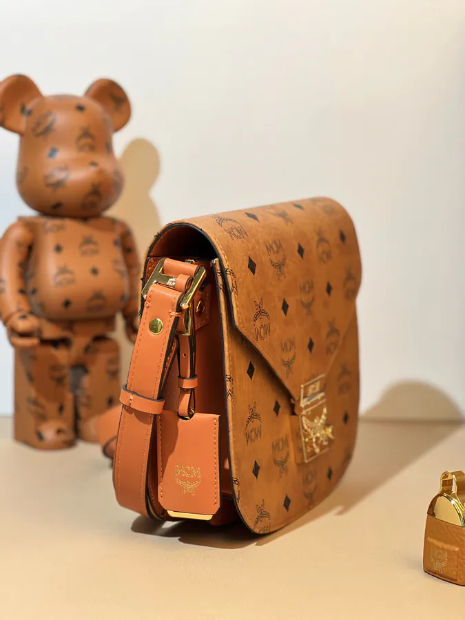 MCM Pasetia Visetos Tote in Cognac