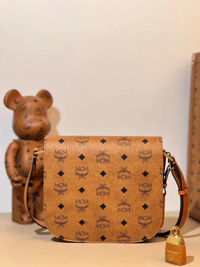 MCM Pasetia Visetos Tote in Cognac