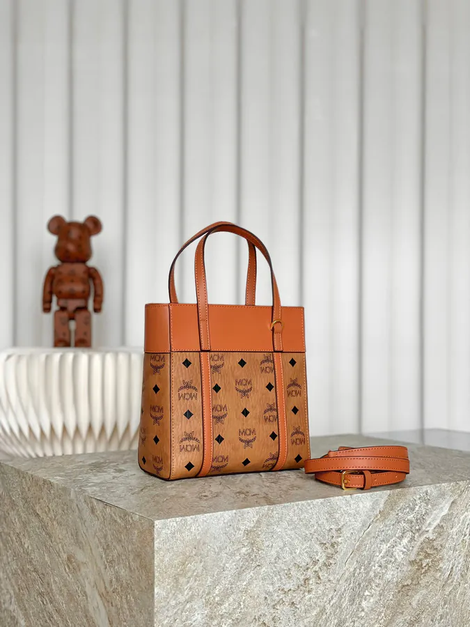 MCM Aren Visetōs Mini Crossbody Tote Bag