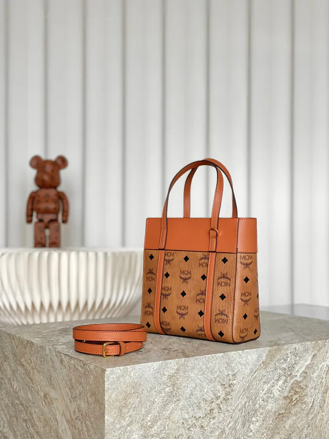 MCM Aren Visetōs Mini Crossbody Tote Bag