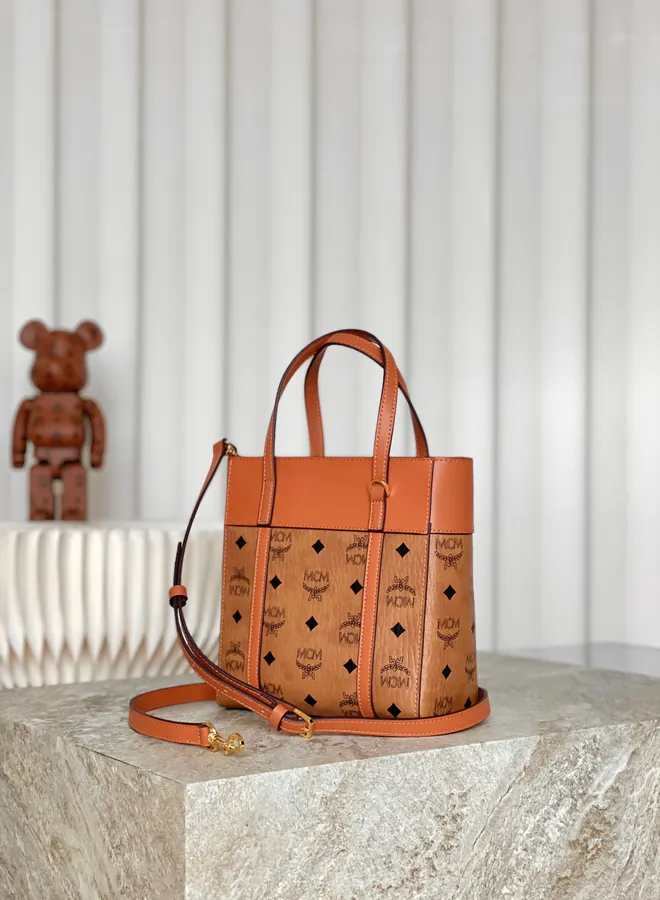 MCM Aren Visetōs Mini Crossbody Tote Bag