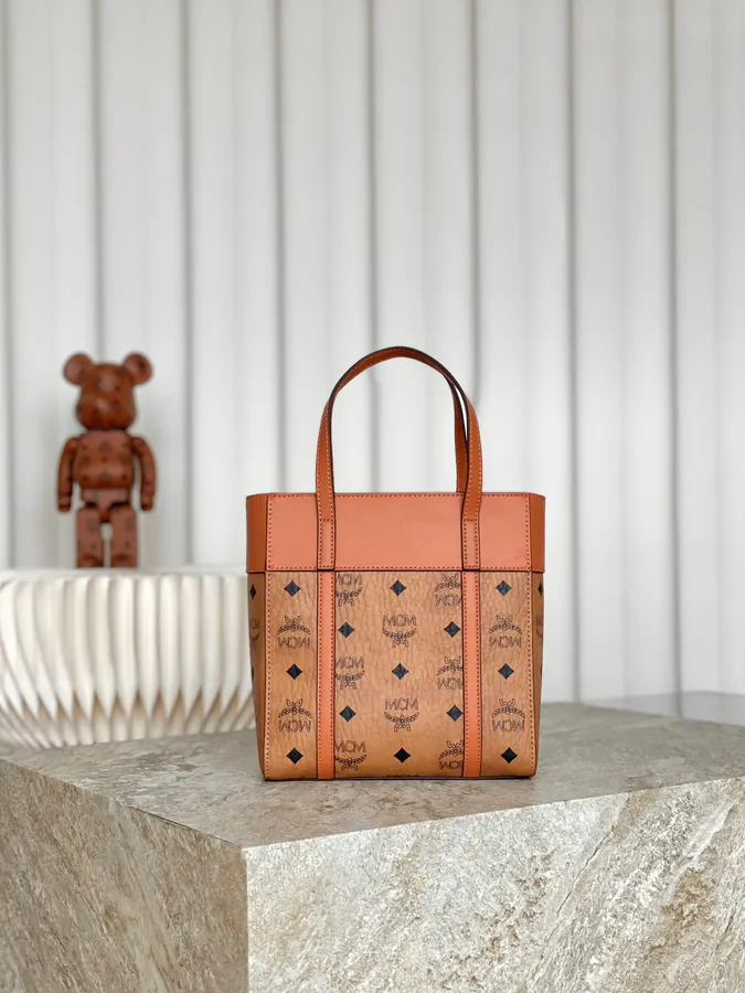 MCM Aren Visetōs Mini Crossbody Tote Bag