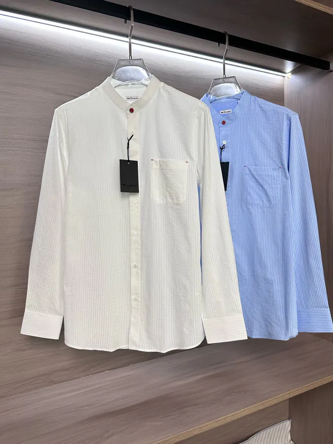 Kiton 2025 Spring Summer New Collection Classic Brand Small Red Button