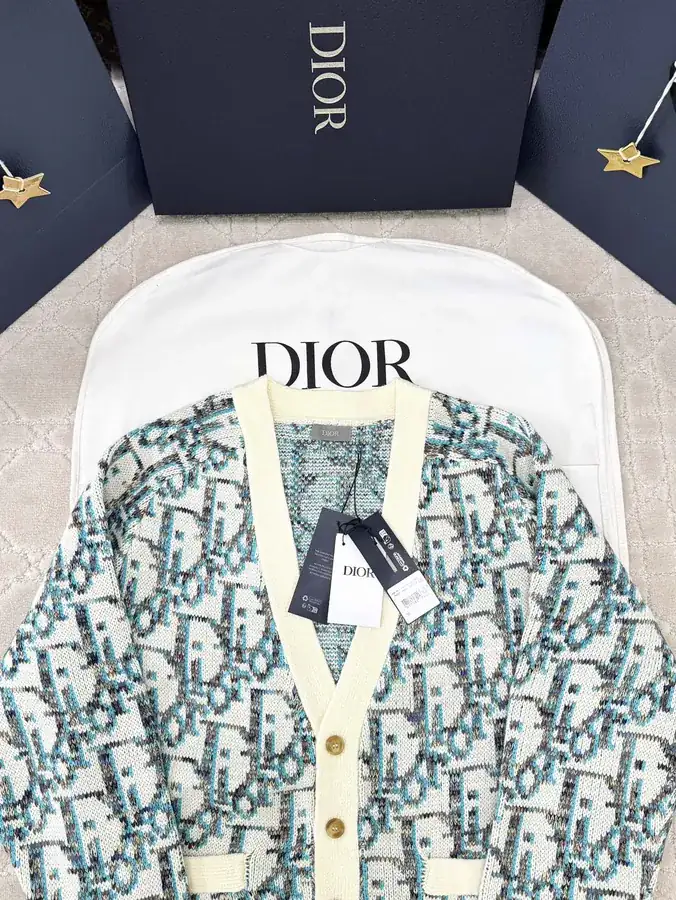 P310 CD 25SS New Color Old Flower Blouse