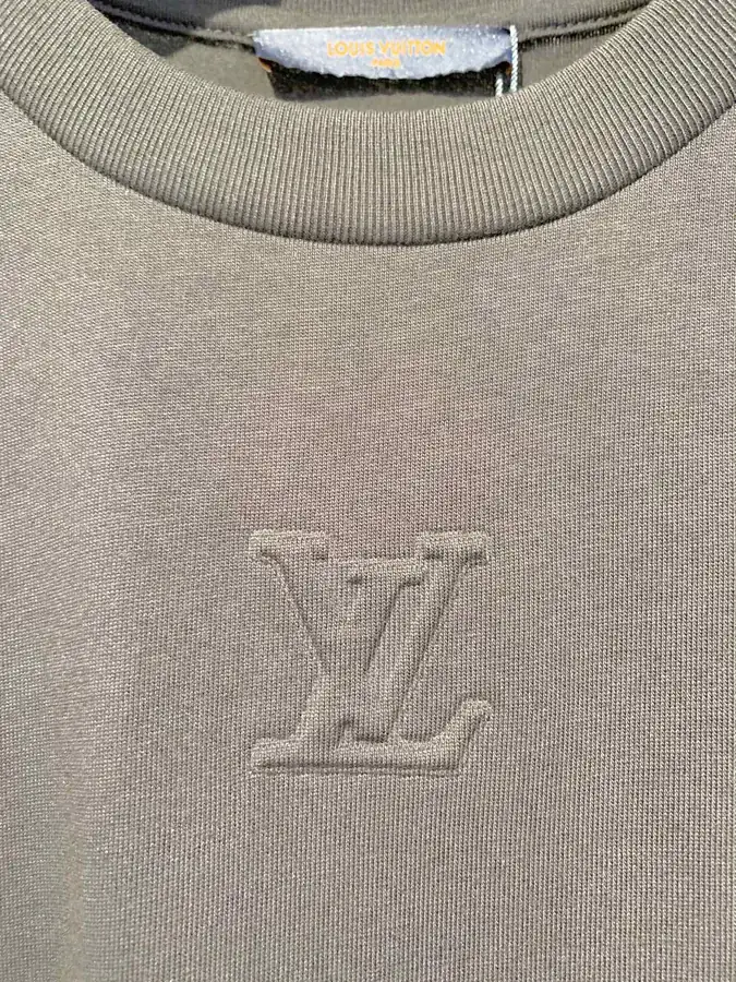 1V Louie T Shirt Unisex Soft Knit SMLXLXXL