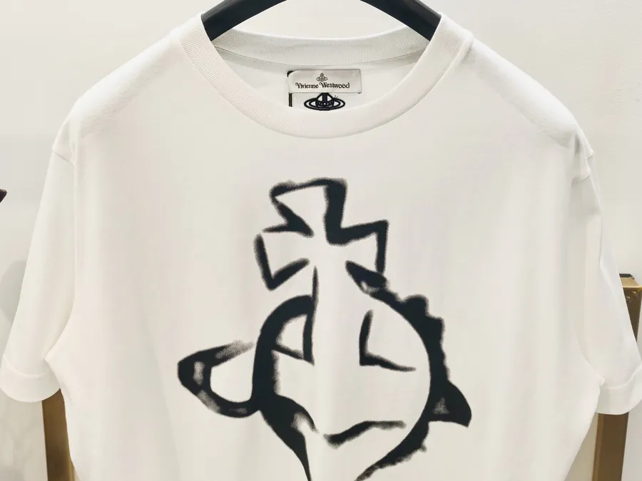 ViVi Saturn Print T Shirt SMLXL, Black & White