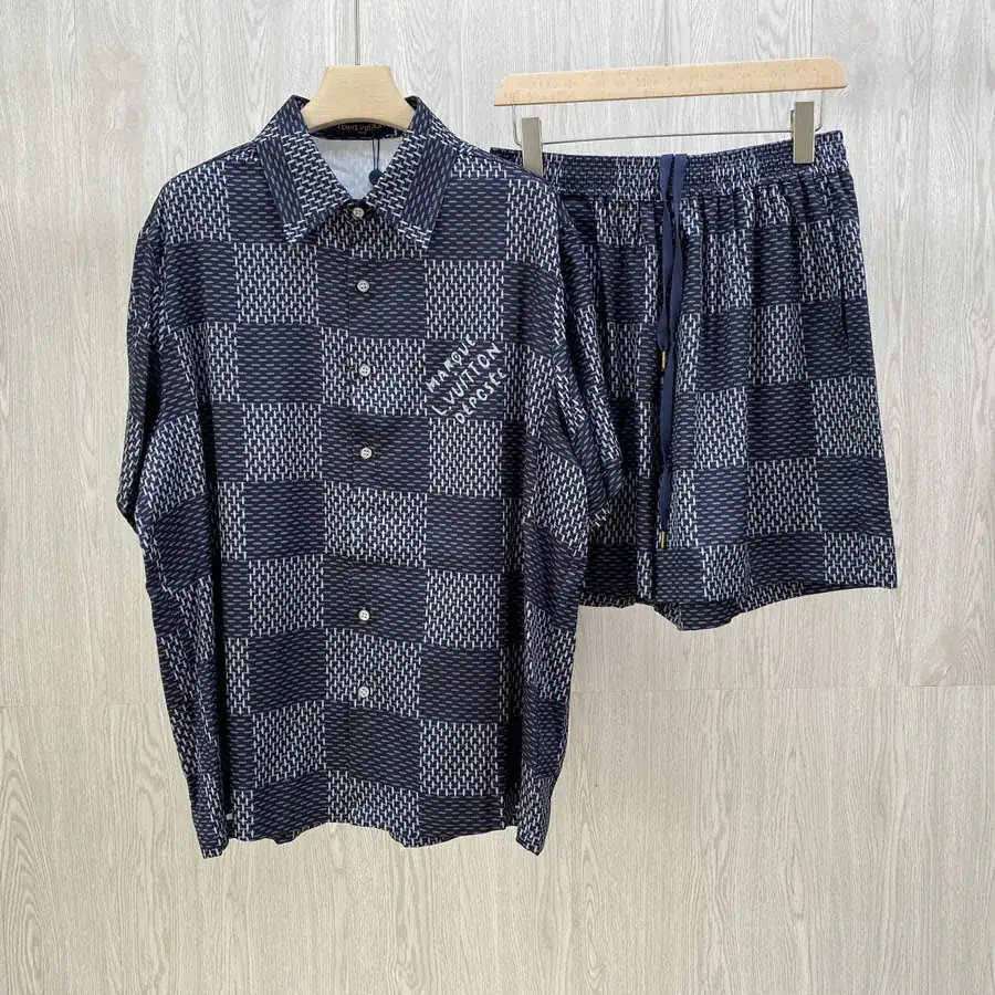 Philipp Plein x 1V Checkered Shirt with Relaxed Elegance